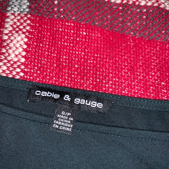 Green 3/4 sleeve dress shirt - Picture 3 of 3